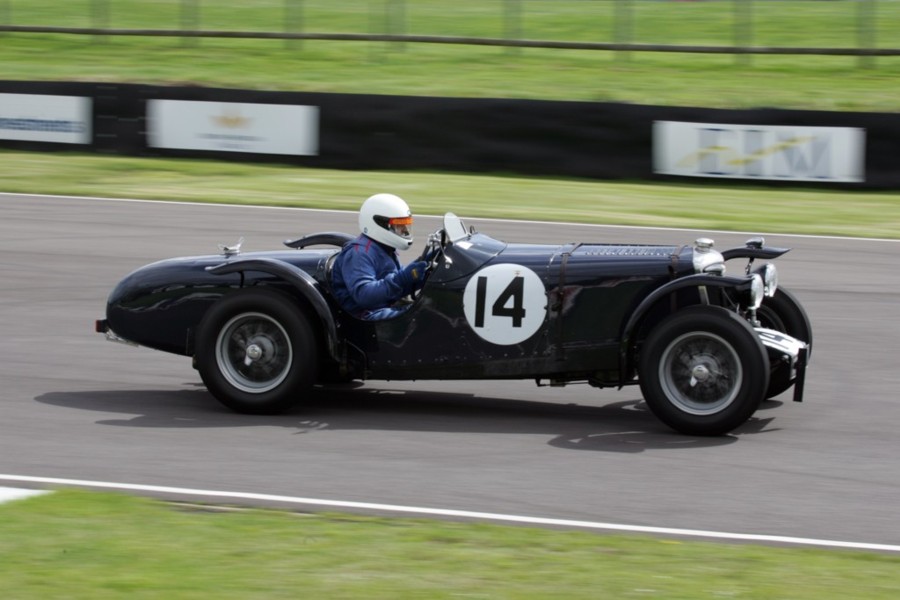 Rob Blakemore and Steve Gordon in Rob's Riley 12/4