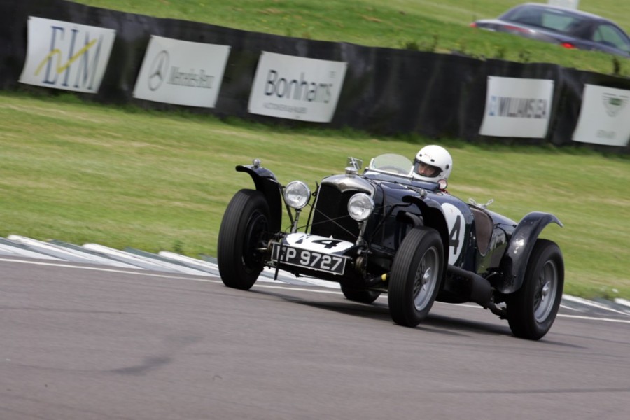 Rob Blakemore and Steve Gordon in Rob's Riley 12/4