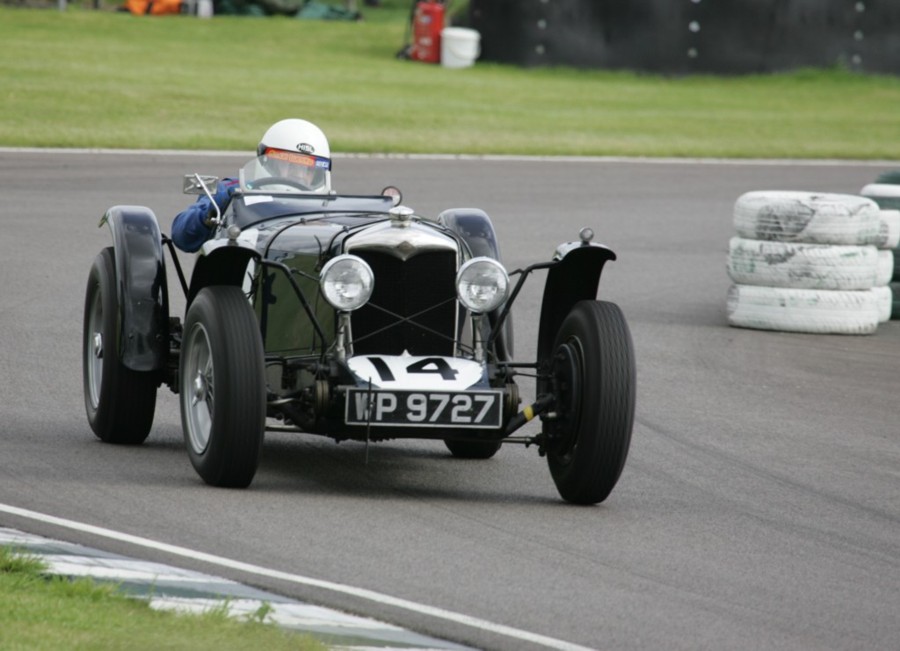 Rob Blakemore and Steve Gordon in Rob's Riley 12/4