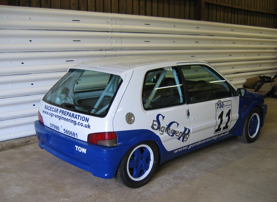 Stock Hatch Peugeot 106 XSi prepared by <a href='http://www.sgr-engineering.co.uk'>SGR Engineering Ltd</a>